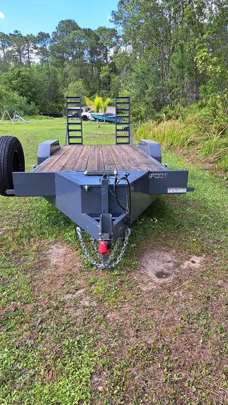 20ft car hauler trailer front hitch view